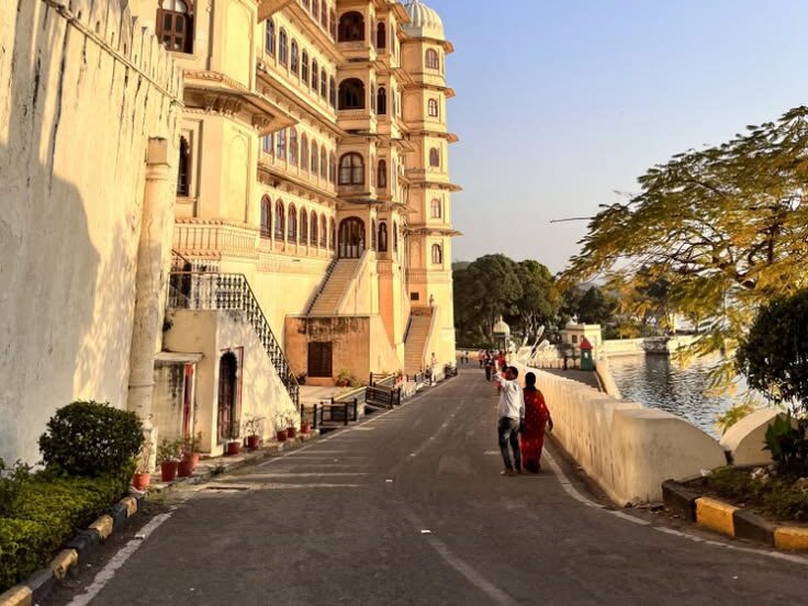 Old city lanes and havelis Udaipur Rajasthan